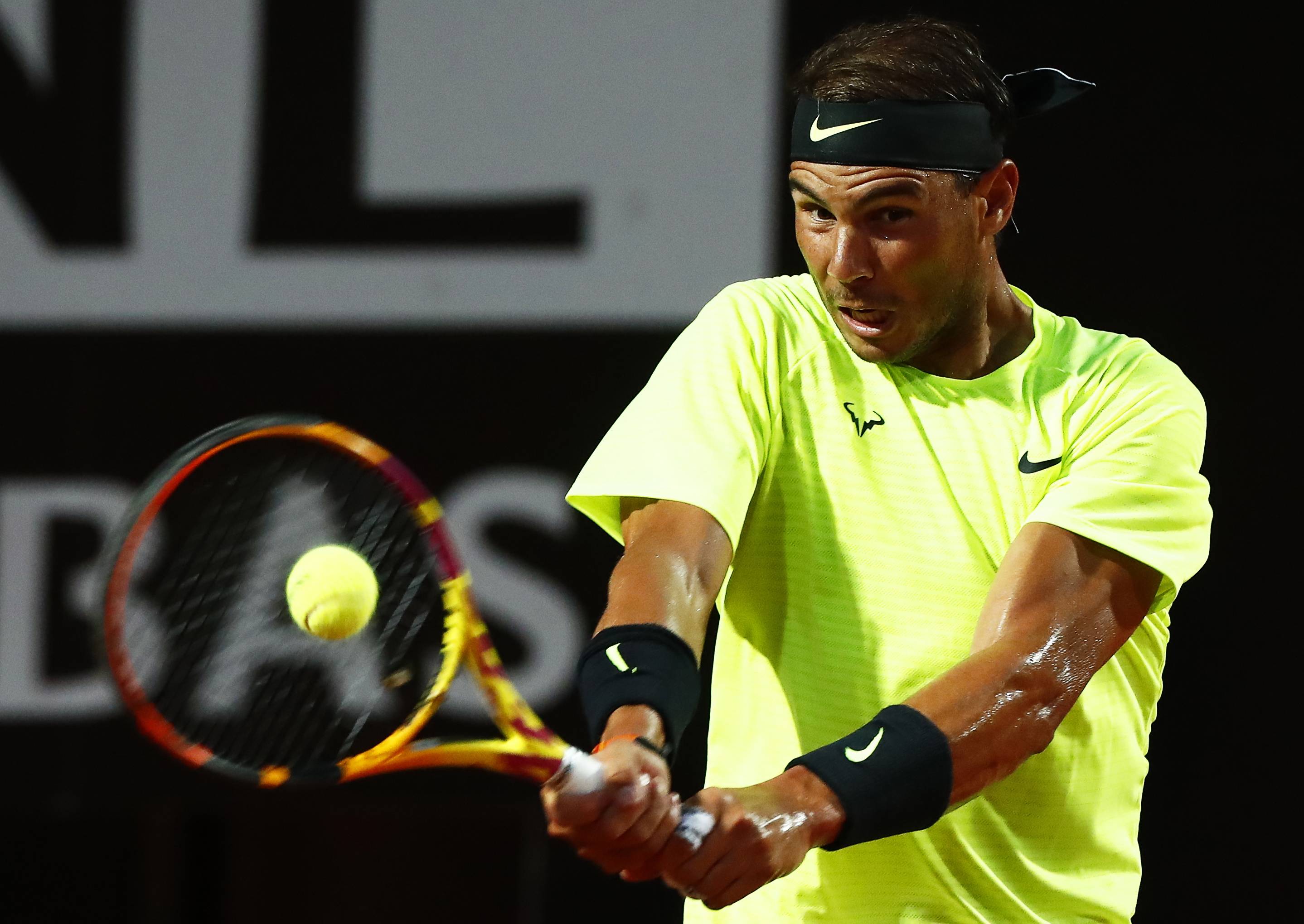 九游游戏中心纳达尔在TES比赛中重要助攻,晋级下一阶段引发热议!的简单介绍